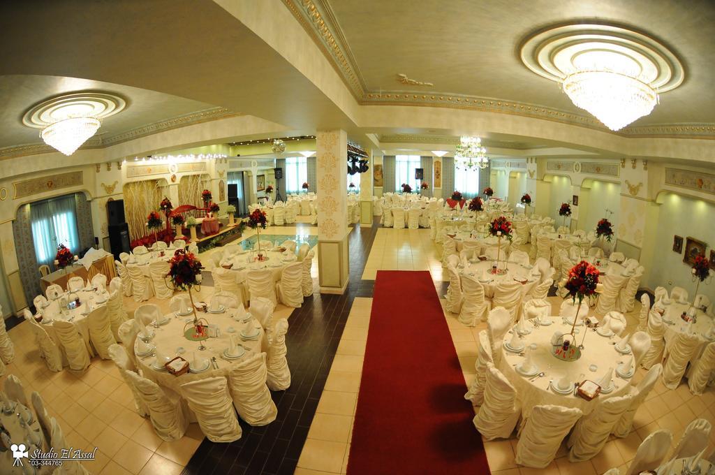 Platinum Hotel Тир Екстериор снимка