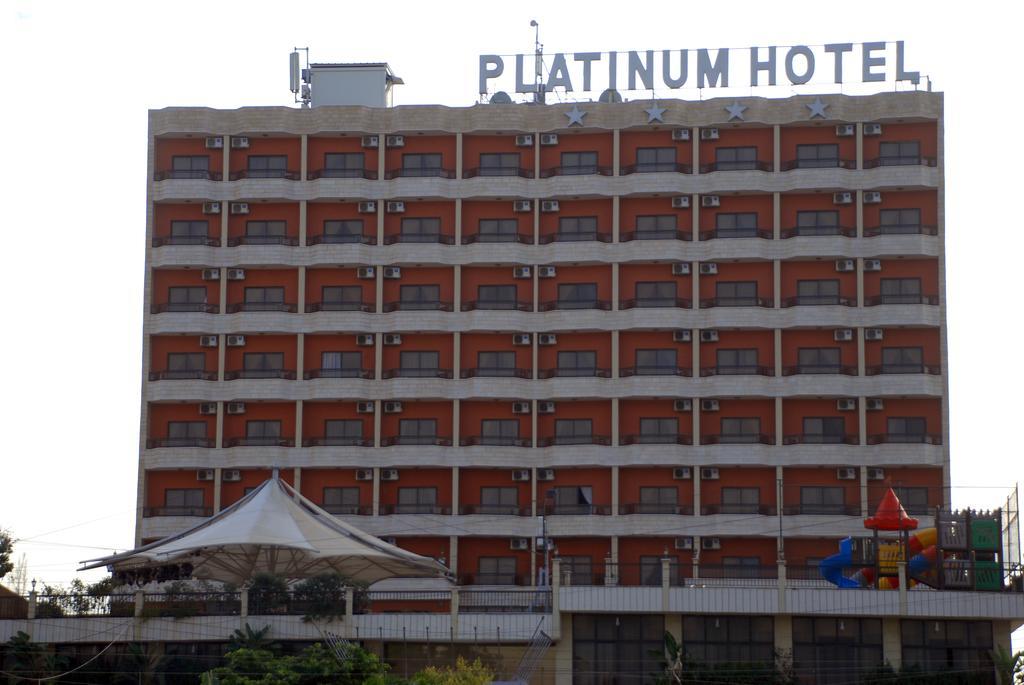 Platinum Hotel Тир Екстериор снимка